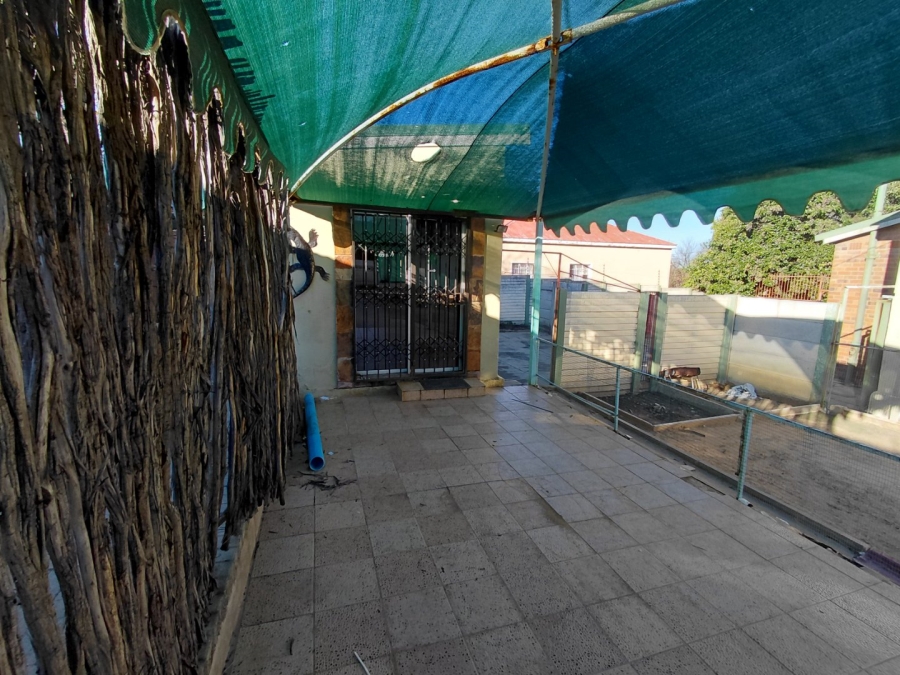 3 Bedroom Property for Sale in Kroonheuwel Free State